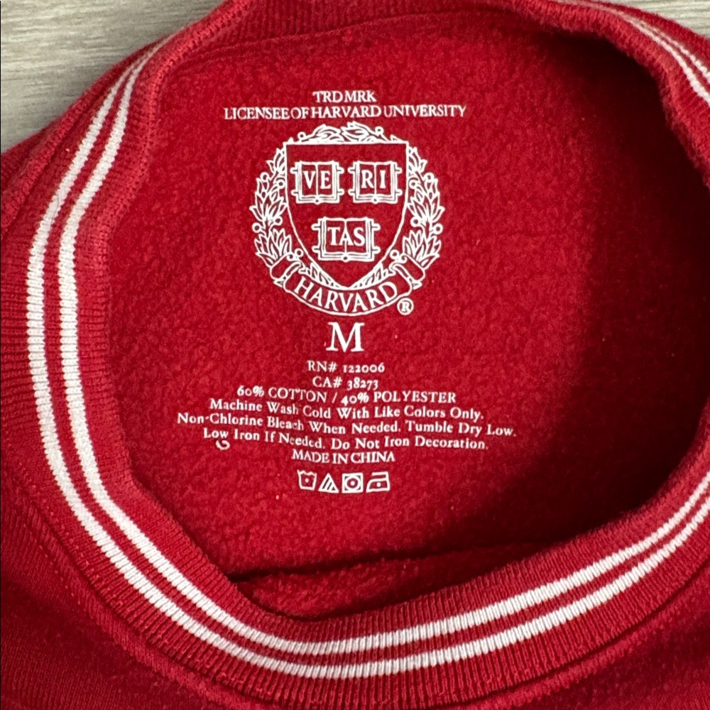 Harvard University Sweatshirt - Picture 3 of 3